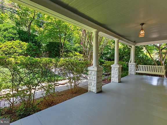 2nd image of 6414 Brookes Ln
