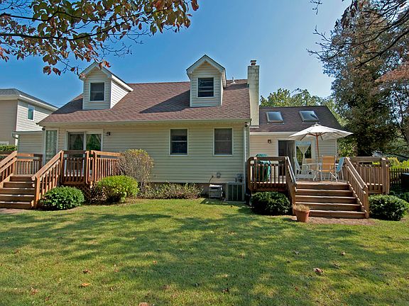 2nd image of 1264 Lake Shore Dr