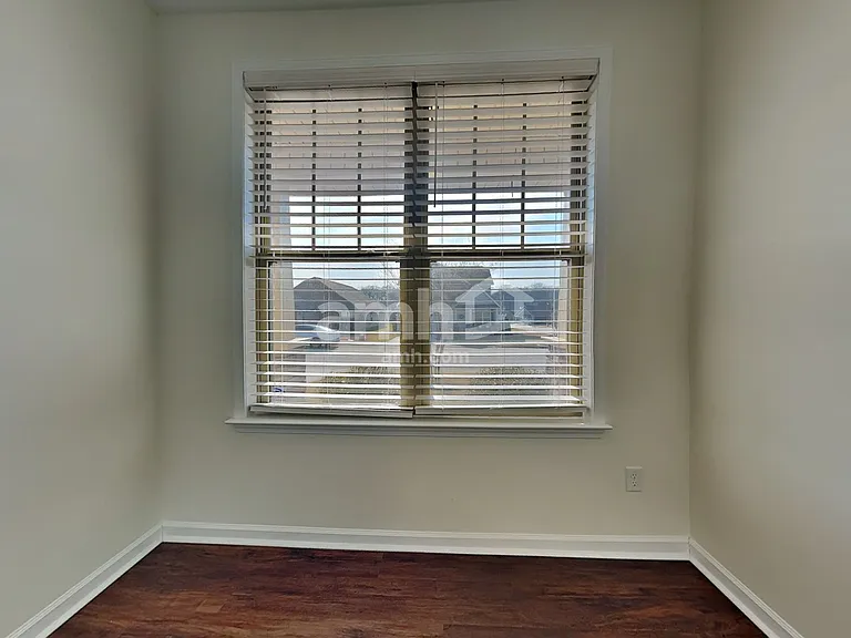 103 Ramshackle Way — Photo 7
