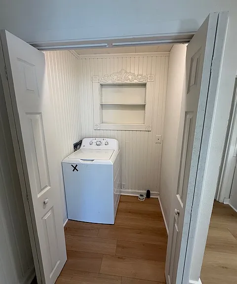 1141 Waller Ave — Photo 5
