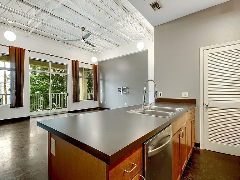 2401 E 6th St #3041 — Photo 3