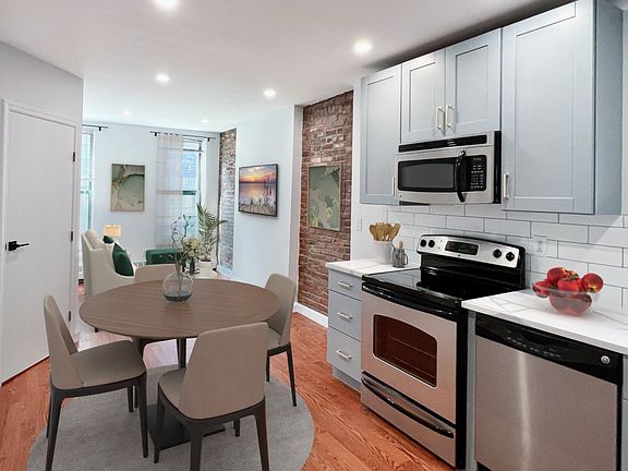 2nd image of 573 Vanderbilt Ave #3A