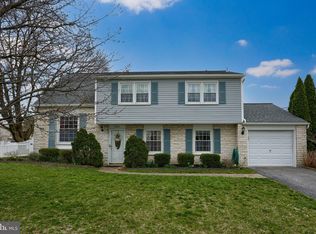 1604 Robert Rd, Lancaster, PA 17601