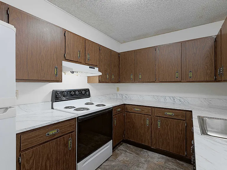 945 S 12th St #6 — Photo 7