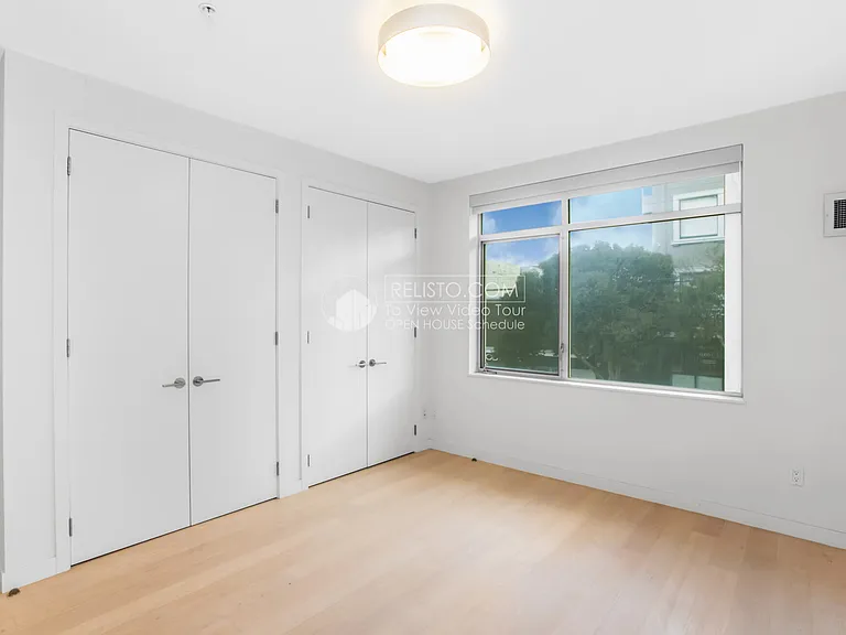 3590 20th St #201 — Photo 18
