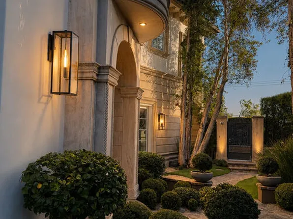 2680 Bowmont Dr, Beverly Hills, CA 90210