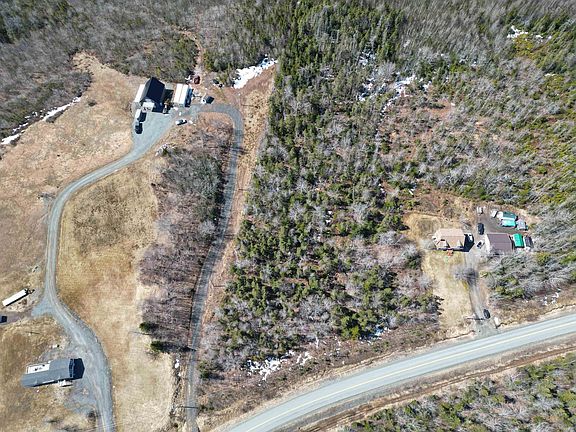 3rd image of Grandique Rd