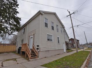 709 10th St, Racine, WI 53403