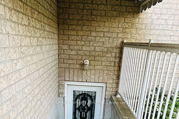 136 Prohill St #BASEMENT — Photo 3