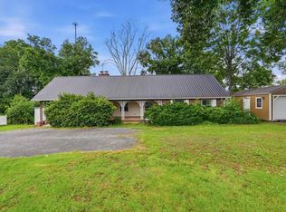 553 Lafayette Rd, Red Boiling Springs, TN 37150