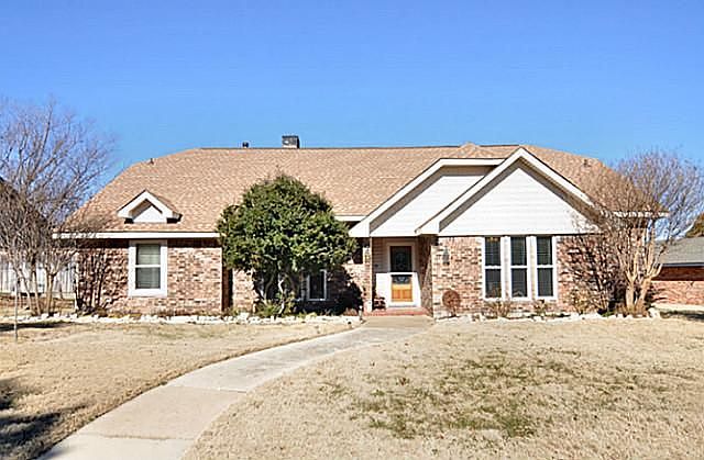 1st image of 1709 Knob Hill Dr