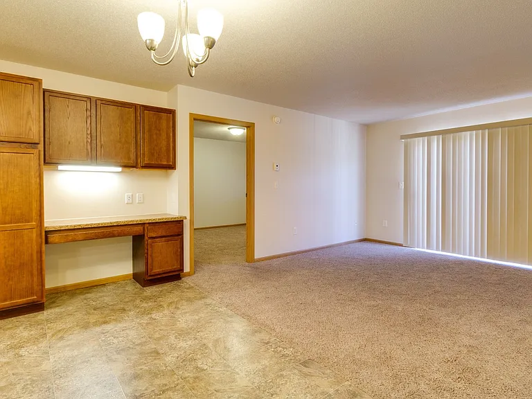 Westport Apartments — Photo 28