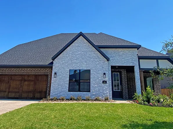 1015 Oak Briar Ln, Conroe, TX 77384