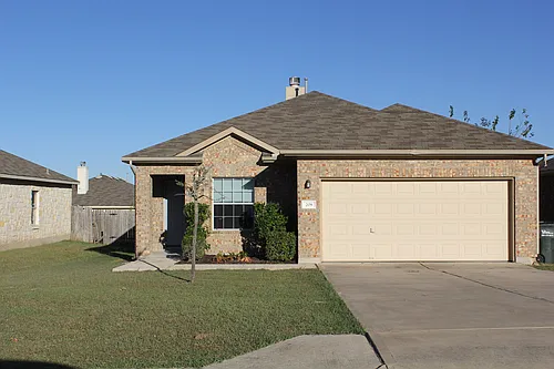 208 Firwood N Photo 1 208 Firwood N Photo 1