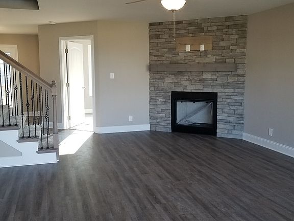 2nd image of 91 Anderson Dr