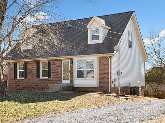 2nd image of 402 Beasley Dr
