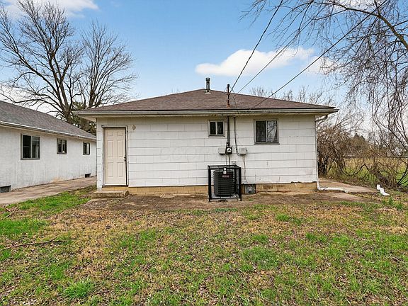 5th image of 967 Ruby Ave