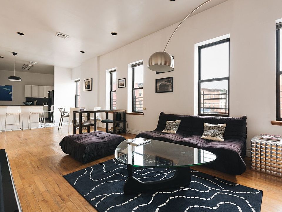 1st image of 534 Washington Ave #2