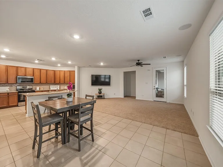 6218 Morning Fern Ln — Photo 5