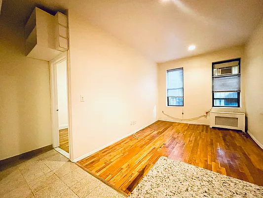 Rented by Douglas Elliman | media 26