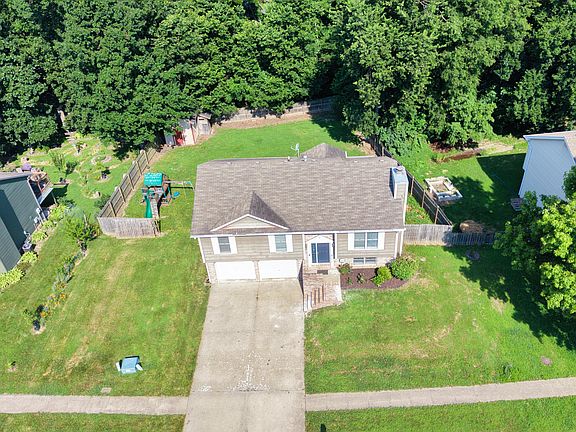 3rd image of 3701 Bethel St