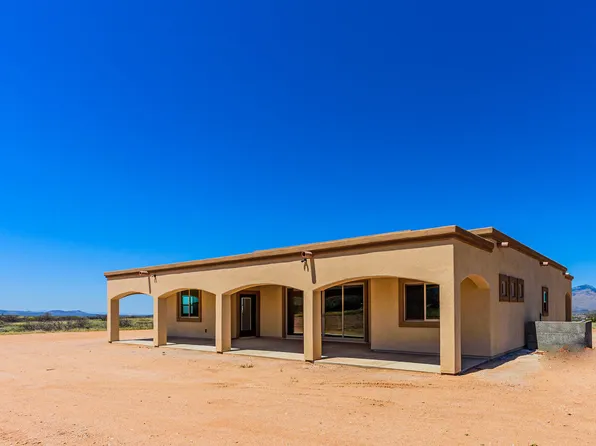 1381 S Cattlemans Loop, Benson, AZ 85602