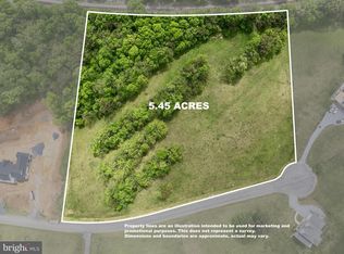 72 Nimitz Ln, Hedgesville, WV 25427