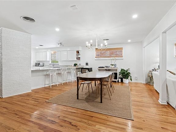3rd image of 5874 Canal Blvd