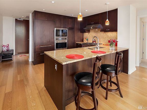 3rd image of 10700 NE 4th St Unit 1714