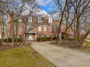 407 E Gartner Rd, Naperville, IL 60540