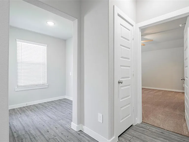 2529 Moser Ln — Photo 10