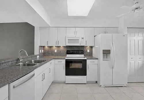 5842 Crystal Shores Dr #205 Photo 1