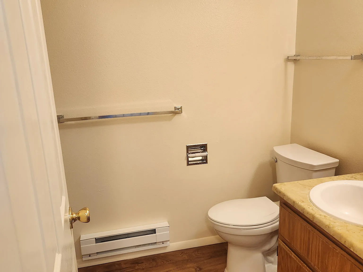 Monument View Apartments — Photo 4