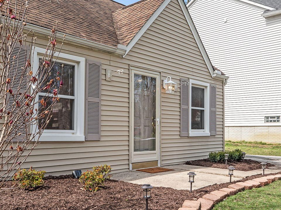 15645 Robinwood Dr, Plymouth, MI 48170 Zillow