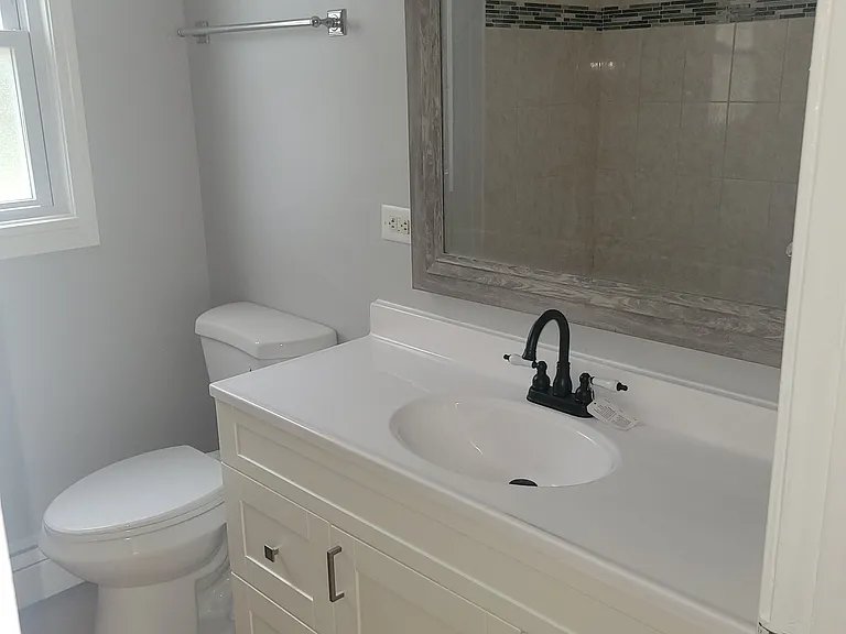 1702 Terrace Ave — Photo 9