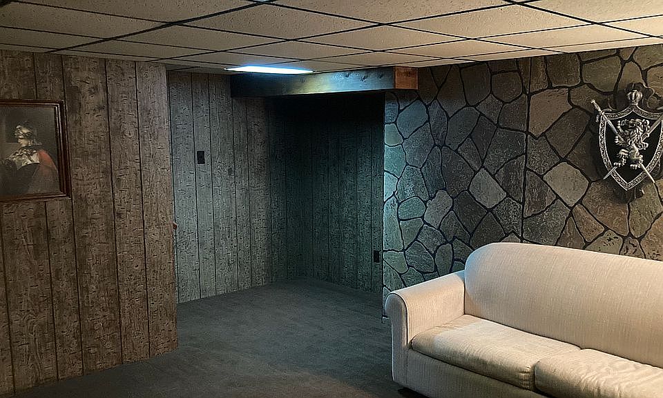 1st image of 36 Parkview Ct