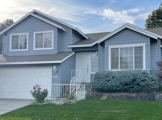 2321 N Rhode Island St, Kennewick, WA