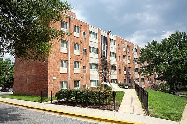 Cheverly Crossing Apartments — Photo 11