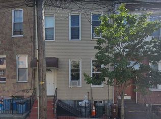 6048 55th St #6048, Maspeth, NY 11378
