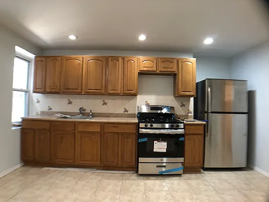 Rented by Real Estate Classic LLC | media 27