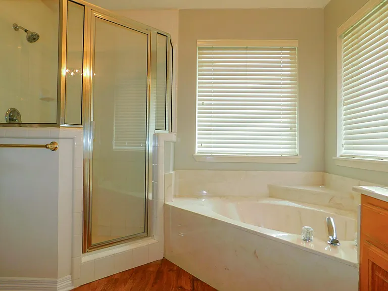 502 Hillcrest Ln — Photo 18