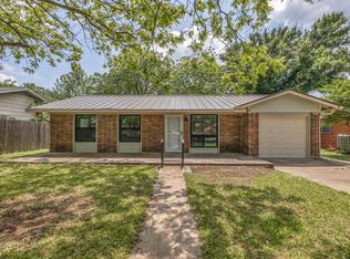 401 Westmorland Dr, Austin, TX 78745