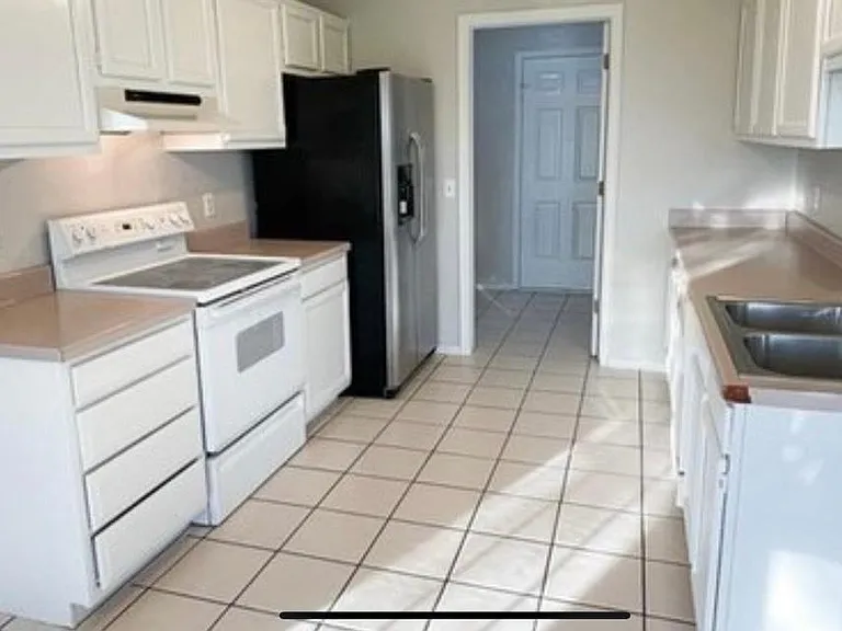 7 NW Pleasant View Rdg — Photo 4