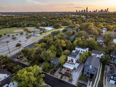 1206 Luna St #1, Austin, TX, 78721