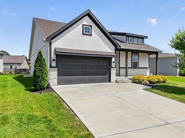 20858 W 190th Pl, Spring Hill, KS 66083