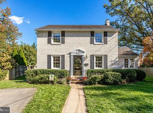 5128 10th Rd N, Arlington, VA 22205