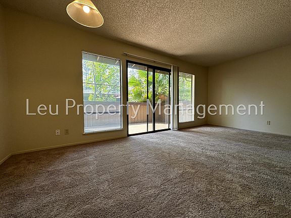 5th image of 1031 Fulton Ave #160