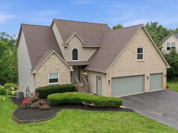 1393 Remsing St, Hartland, MI 48353