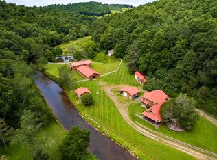 641 Stillhouse Rd, Hillsville, VA 24343