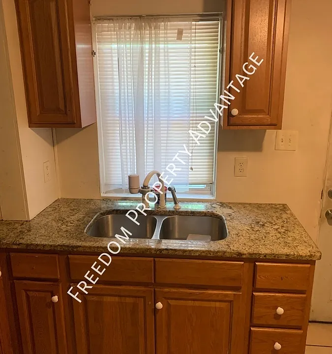 291 Greenlee Rd #1